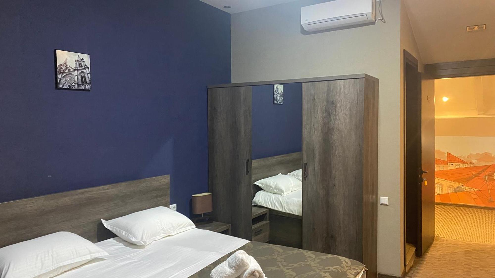 Hotel Old Rustaveli Тбилиси Екстериор снимка